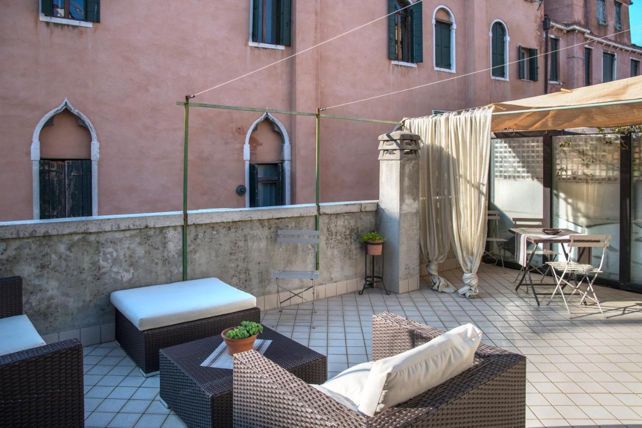 Tre Sestieri Terrace Canal View Венеция Екстериор снимка