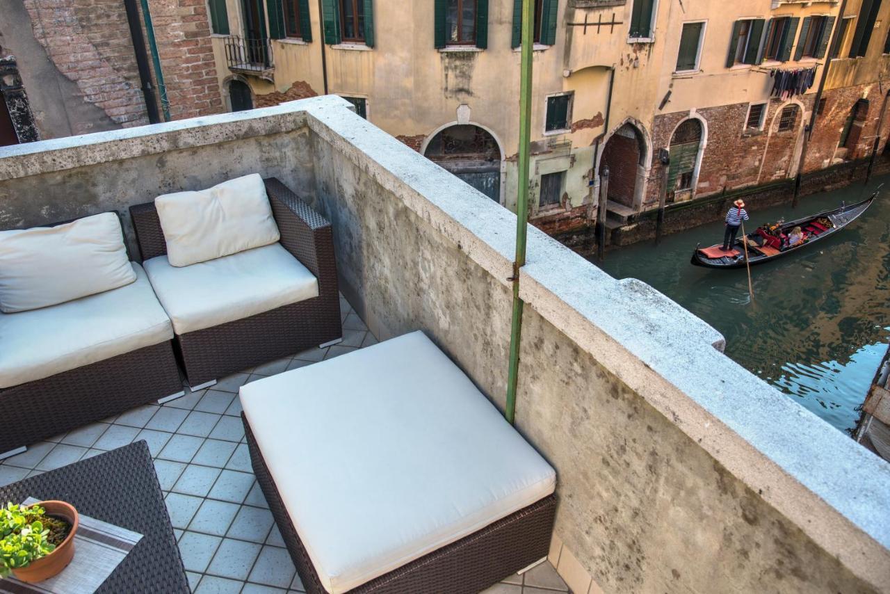 Tre Sestieri Terrace Canal View Венеция Екстериор снимка